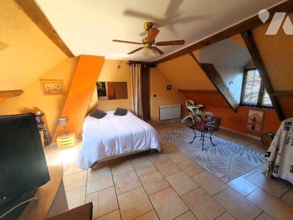 Maison à vendre à Souppes-sur-Loing (77460), Seine-et-Marne (77)

Pavillon d'une surface habi...