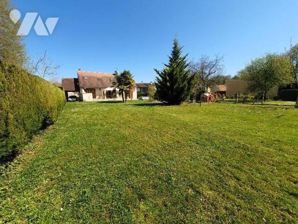 Maison à vendre à Souppes-sur-Loing (77460), Seine-et-Marne (77)

Pavillon d'une surface habi...