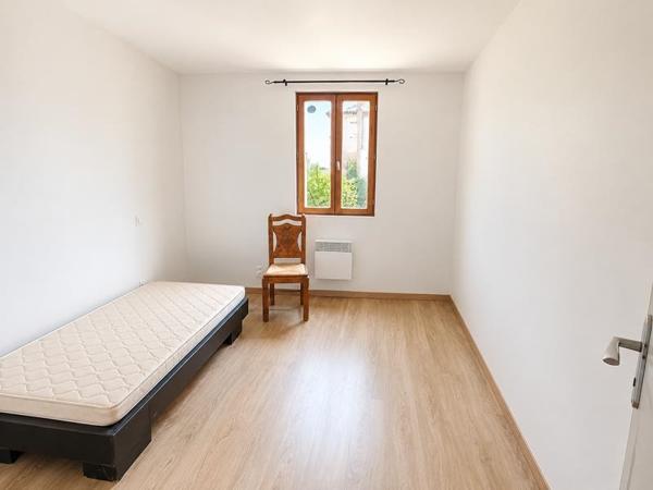 Maison 99 000 € Graulhet 3 p 66 m² DPE D