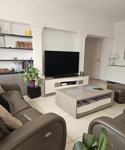 Maison mitoyenne dans petite résidence sécurisée