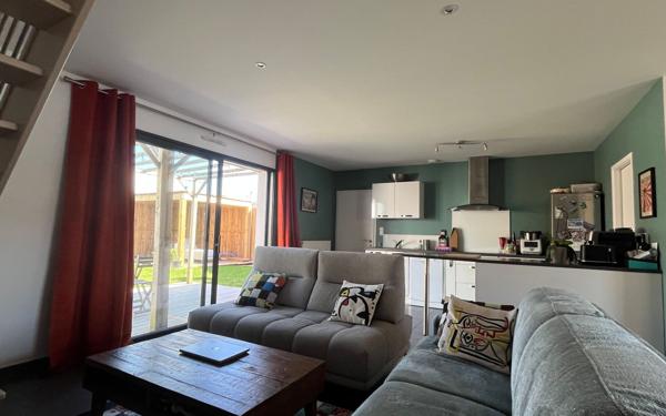 Maison à vendre    5 pièces • 11 m2 Angoulins