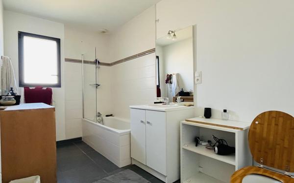 Maison à vendre    5 pièces • 11 m2 Angoulins
