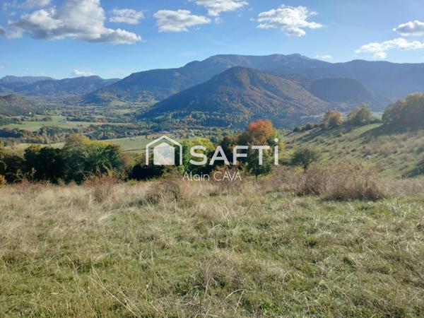 Terrain de 2157 m² vue dégagée sur la commune de SELONNET,