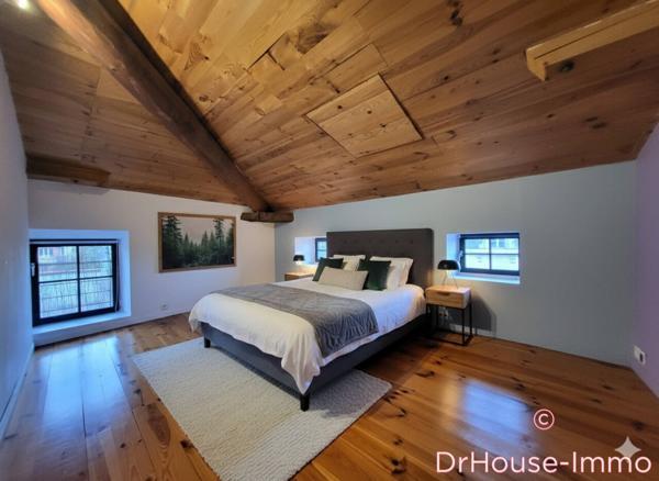 Maison à vendre 4 pièces de 187 m²