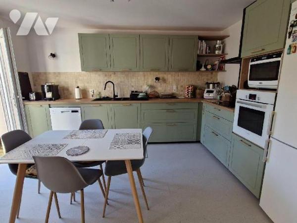 Maison à Vendre à Acigné (35690) en Ille-et-Vilaine (35)

Nous vous proposons cette maison  à...