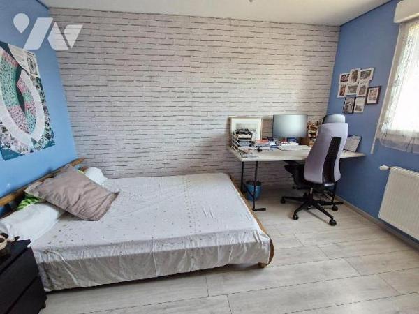 Maison à Vendre à Acigné (35690) en Ille-et-Vilaine (35)

Nous vous proposons cette maison  à...