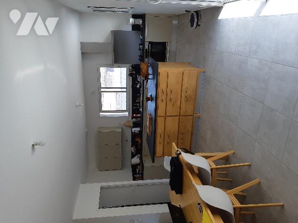 DIVATTE SUR LOIRE, centre bourg de La Chapelle Basse Mer, maison 3 chambres.