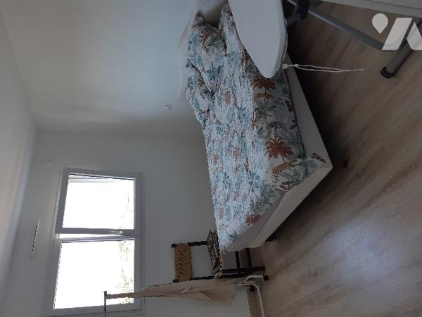 DIVATTE SUR LOIRE, centre bourg de La Chapelle Basse Mer, maison 3 chambres.