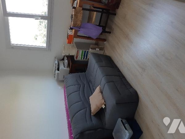 DIVATTE SUR LOIRE, centre bourg de La Chapelle Basse Mer, maison 3 chambres.