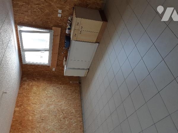 DIVATTE SUR LOIRE, centre bourg de La Chapelle Basse Mer, maison 3 chambres.