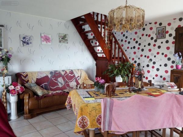 Maison à vendre à Villaines-la-Juhel en Mayenne (53700), ref : 1313