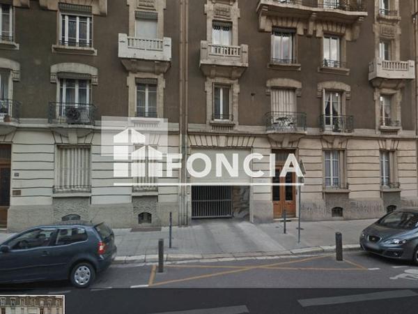 Location Parking 16 m² - 18 RUE DE TURENNE Grenoble 38000