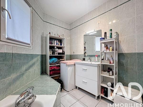 Maison à vendre 6 pièces 117 m² Marguerittes