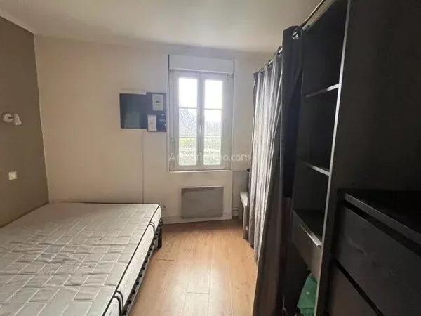 Vente                                                      Appartement
                        
                     1 pièces                      25 m2                     à Rennes