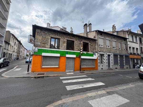 Immeuble à SAINT-ETIENNE, 42100 - 300m²