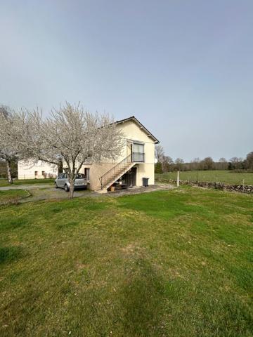 Maison à vendre 4 pièces CHATEAUPONSAC (87)