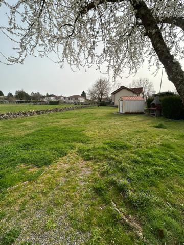 Maison à vendre 4 pièces CHATEAUPONSAC (87)