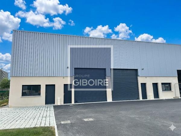 Local d'activites 150 m² à louer PONT PEAN (réf : 35.6920)