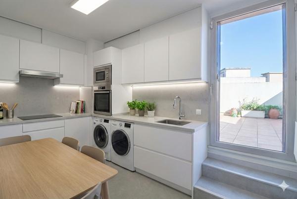 Rare à la vente magnifique T4 avec 130 m2 d'extérieur à ciel ouvert