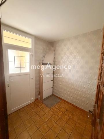 Maison à PARON, 89100 - 7 pièces 121m²