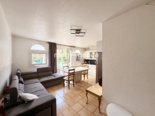 Maison à PARON, 89100 - 7 pièces 121m²