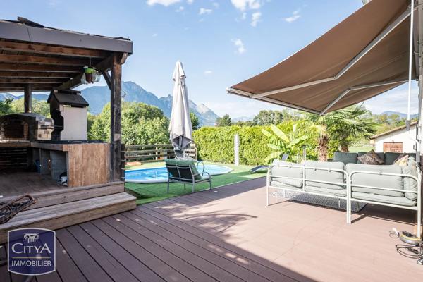 Maison à vendre 5 pièces 218.9m² Gilly-sur-Isère (73200)