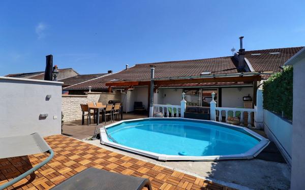 Appartement à vendre    2 pièces • 210 m2 Ham-sous-Varsberg