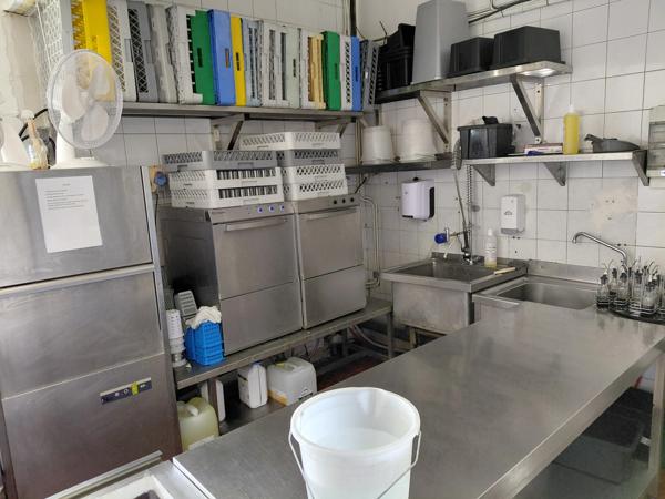 FLEURANCE (32) - Hotel-Restaurant murs et fonds avec logement de fonction