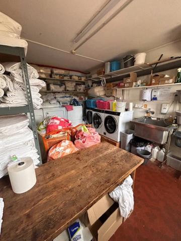 FLEURANCE (32) - Hotel-Restaurant murs et fonds avec logement de fonction