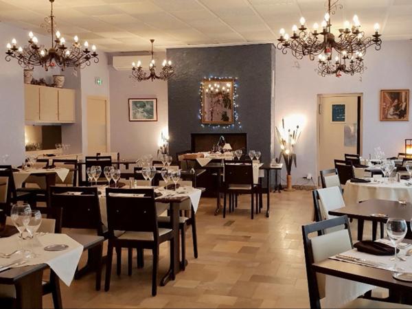 FLEURANCE (32) - Hotel-Restaurant murs et fonds avec logement de fonction