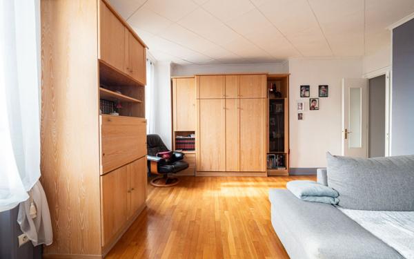 Appartement à vendre    2 pièces • 63 m2 Lyon 7