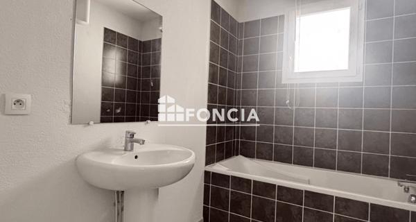 À vendre Maison 3 pièces 69.14 m² - Villeneuve-lès-béziers 34420