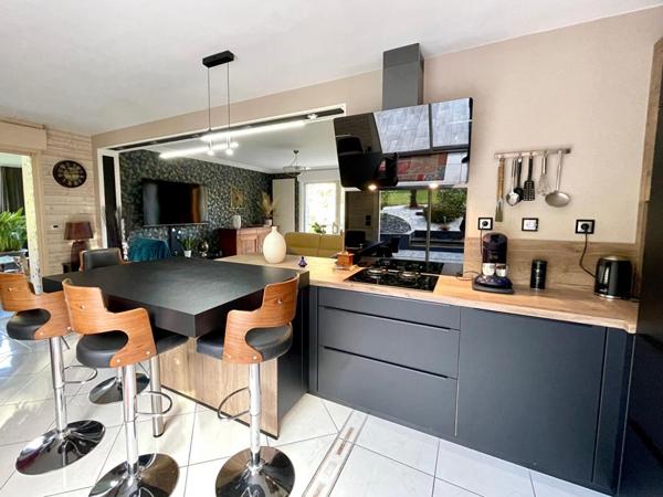 Belle Maison de 6 pièces 308000