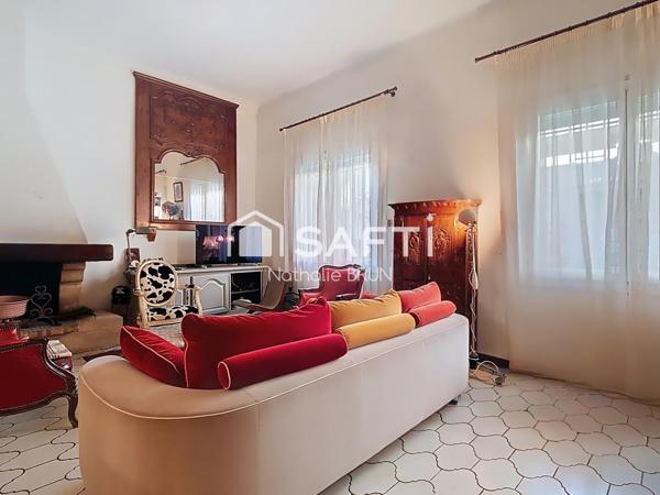 Maison de ville T4 de 135 m² Patio et terrasse