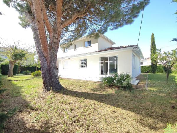 Maison 3 chambres, 1 bureau, 2 salle d'eau, 2 WC, belle parcelle, terrain piscinable