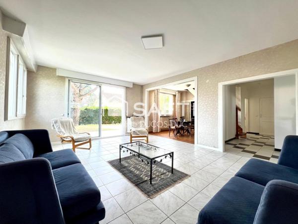 Maison 3 chambres, 1 bureau, 2 salle d'eau, 2 WC, belle parcelle, terrain piscinable