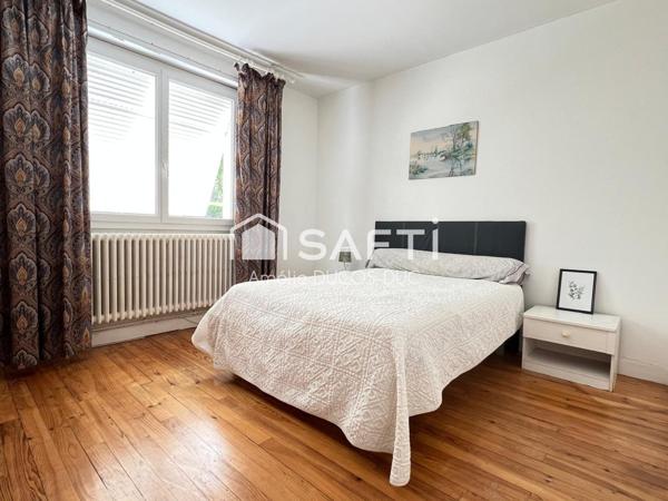 Maison 3 chambres, 1 bureau, 2 salle d'eau, 2 WC, belle parcelle, terrain piscinable