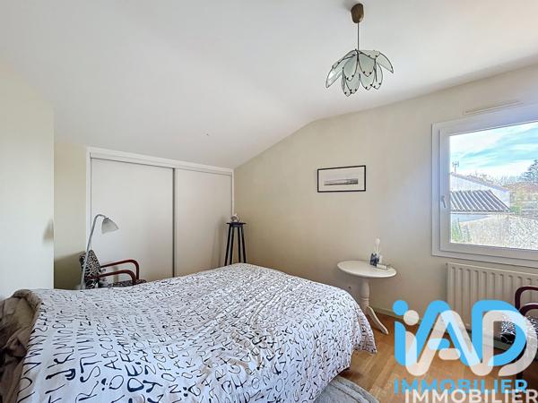 Maison à vendre 7 pièces 224 m² Coulonges-sur-l'Autize