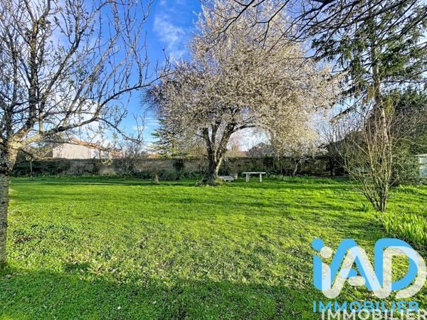 Maison à vendre 7 pièces 224 m² Coulonges-sur-l'Autize