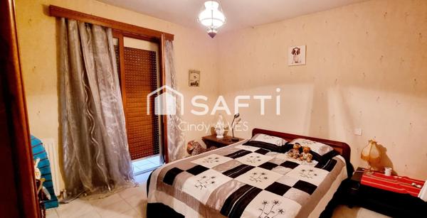 Belle propriété avec un vaste terrain arboré