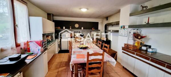 Belle propriété avec un vaste terrain arboré