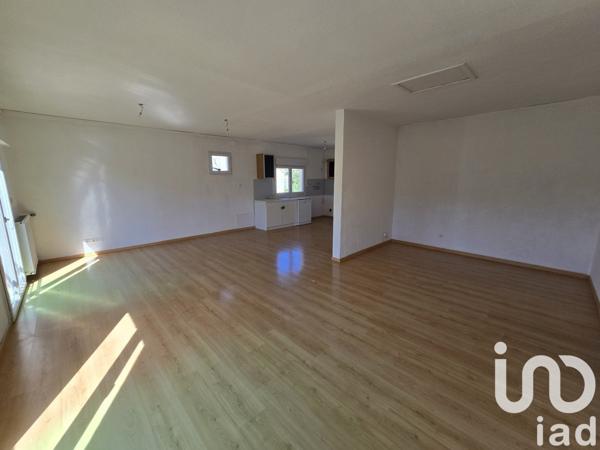 Maison 5 pièces de 192 m² à Durban-Corbières (11360)