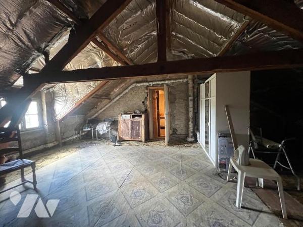 A VENDRE - SAINT ANDRE DES EAUX - LE BAS MARLAND - MAISON FACADE EN PIERRES A RESTAURER AVEC GR...