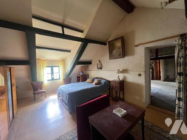 A VENDRE - SAINT ANDRE DES EAUX - LE BAS MARLAND - MAISON FACADE EN PIERRES A RESTAURER AVEC GR...