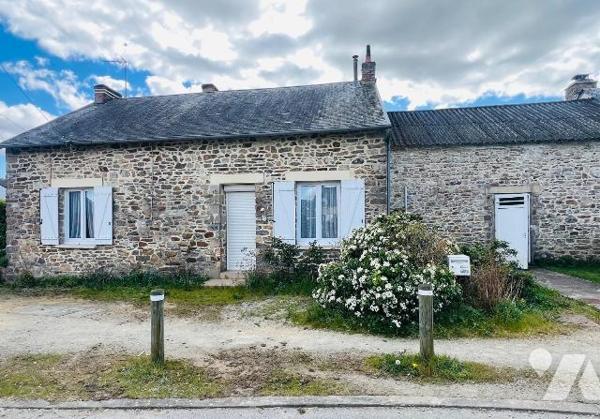 A VENDRE - SAINT ANDRE DES EAUX - LE BAS MARLAND - MAISON FACADE EN PIERRES A RESTAURER AVEC GR...