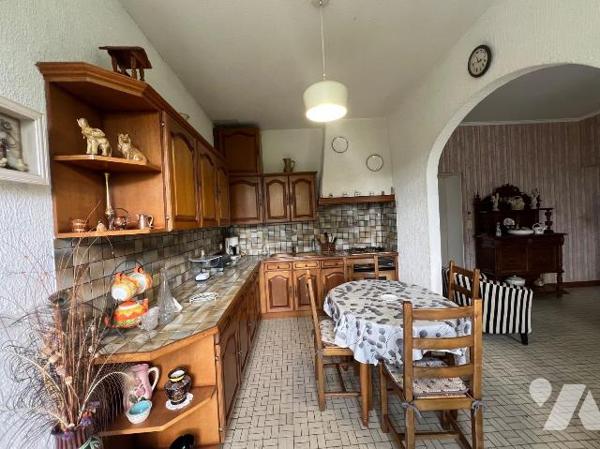 A VENDRE - SAINT ANDRE DES EAUX - LE BAS MARLAND - MAISON FACADE EN PIERRES A RESTAURER AVEC GR...