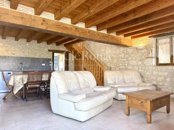 A proximité d'Eymet - Propriété de charme avec maison d'amis, grand garage, piscine et vue panoramique
