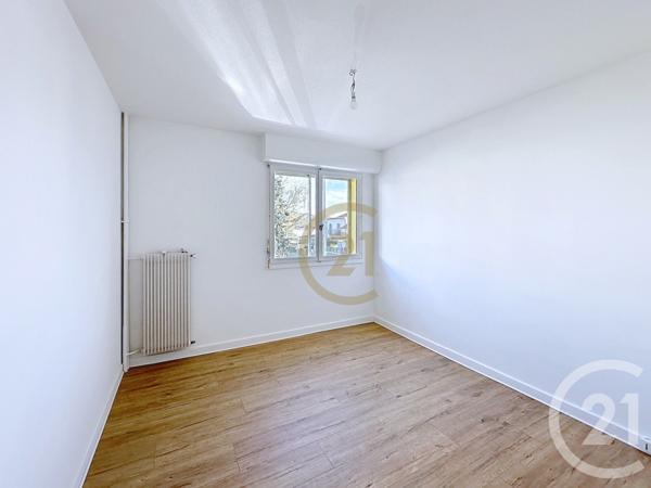 Appartement F4 à vendre  4 pièces - 78,55 m2 VALDOIE - 90