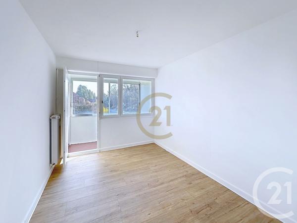 Appartement F4 à vendre  4 pièces - 78,55 m2 VALDOIE - 90