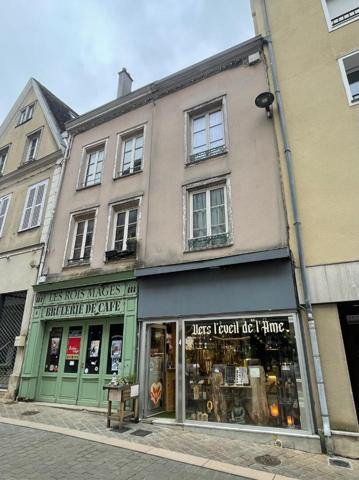 Immeuble Chartres 9,5% de rentabilité, secteur recherché